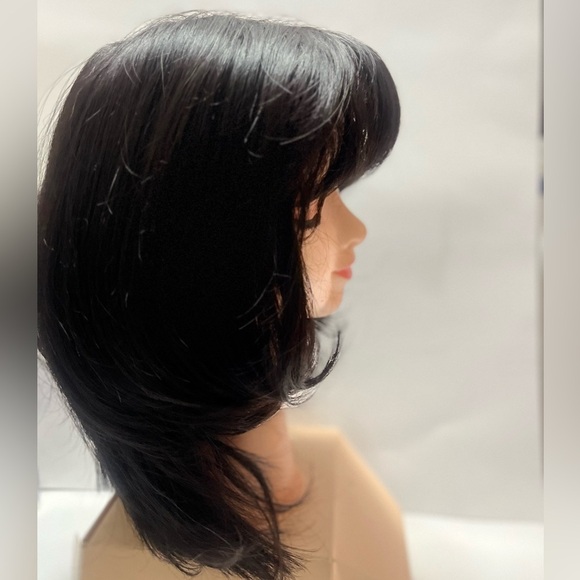 Anna Emma Elegant Black Wig with Bangs Soft Curls Women's Wig - Picture 3 of 7